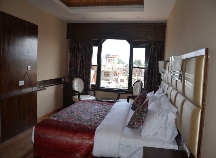The Pride Inn Srinagar  Luaran gambar